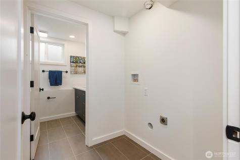 1831 201st Place SW Lynnwood WA 98036