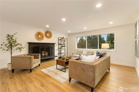 1831 201st Place SW Lynnwood WA 98036