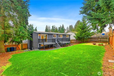 1831 201st Place SW Lynnwood WA 98036