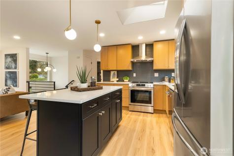 1831 201st Place SW Lynnwood WA 98036
