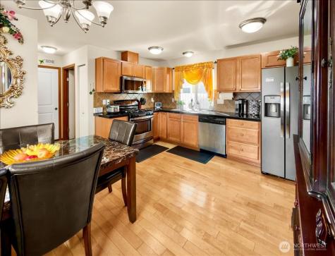 10050 19th Avenue SW Seattle WA 98146