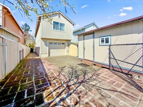 10050 19th Avenue SW Seattle WA 98146