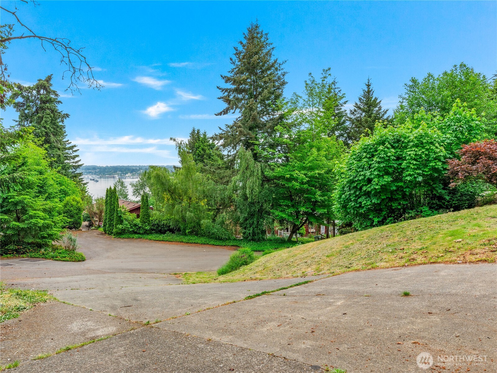 1855 Front Avenue W Bremerton WA 98312