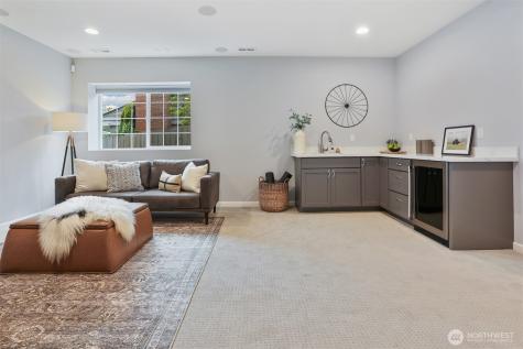 8050 29th Avenue NW Seattle WA 98117