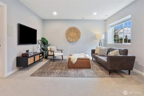 8050 29th Avenue NW Seattle WA 98117