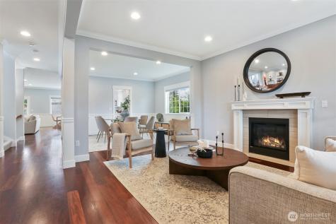 8050 29th Avenue NW Seattle WA 98117