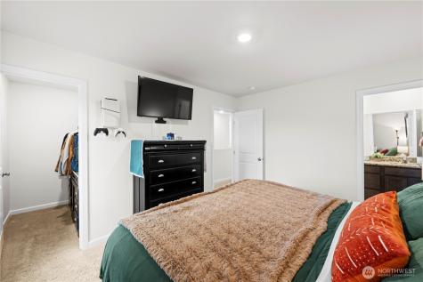 7922 285th Place NW Stanwood WA 98292