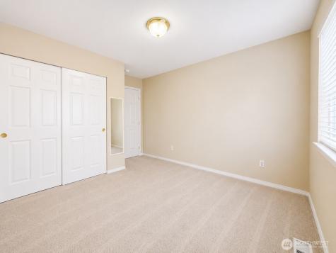 17749 110th Place SE Renton WA 98055