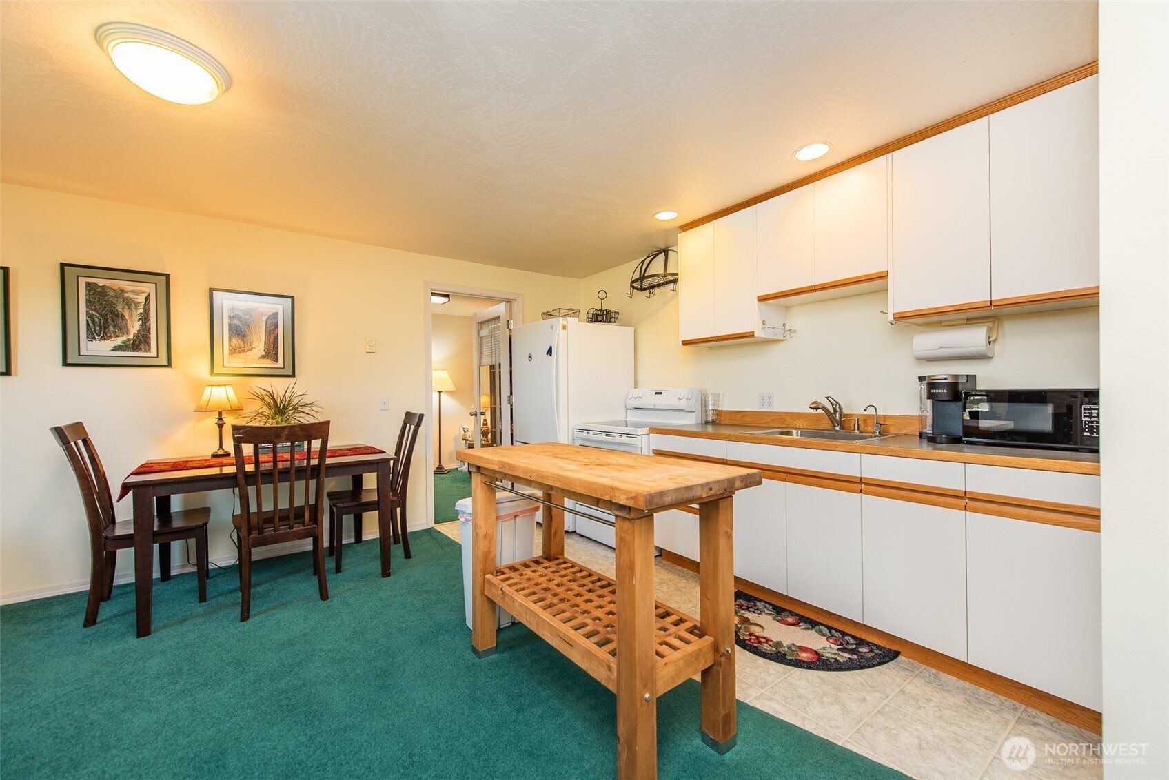 608 Reservoir Road Sequim WA 98382