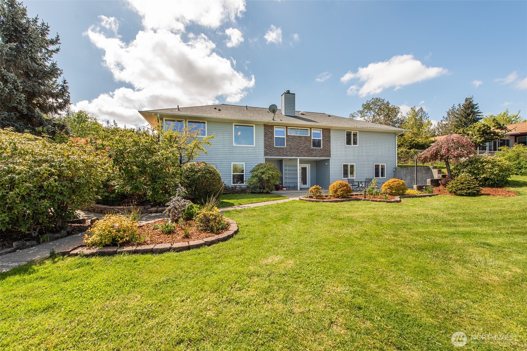 608 Reservoir Road Sequim WA 98382