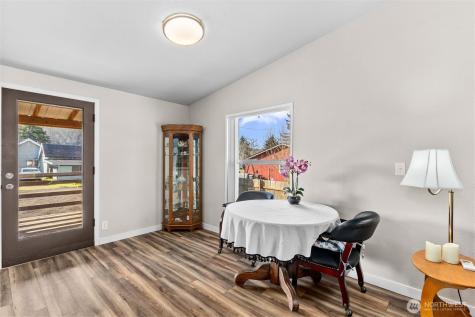 624 Fir Street Hoquiam WA 98550