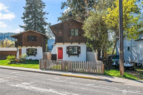 221 Evans Street Leavenworth WA 98826