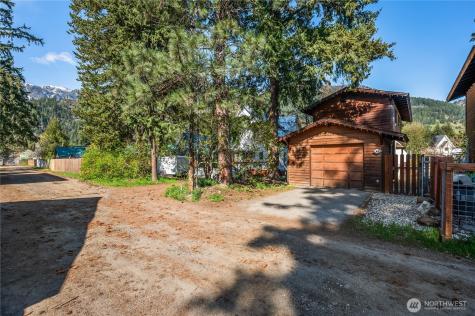 221 Evans Street Leavenworth WA 98826