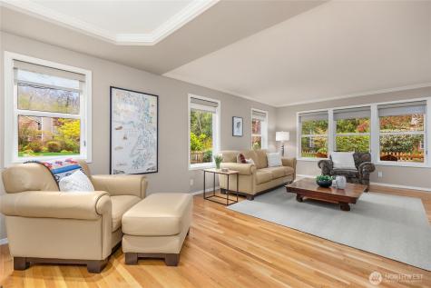 8450 Jennie Avenue NE Bainbridge Island WA 98110