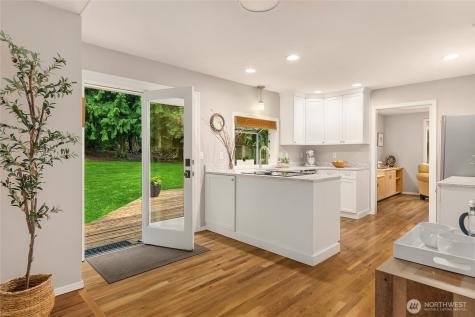 8450 Jennie Avenue NE Bainbridge Island WA 98110