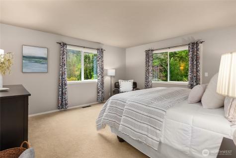 8450 Jennie Avenue NE Bainbridge Island WA 98110