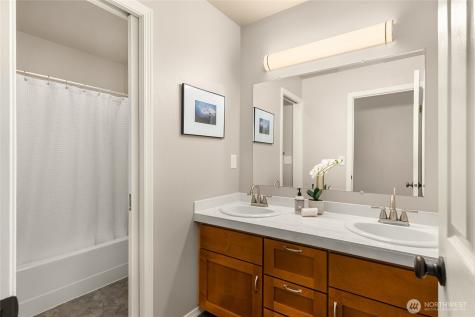 8450 Jennie Avenue NE Bainbridge Island WA 98110