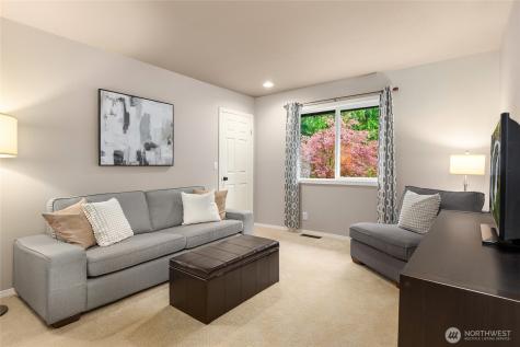 8450 Jennie Avenue NE Bainbridge Island WA 98110