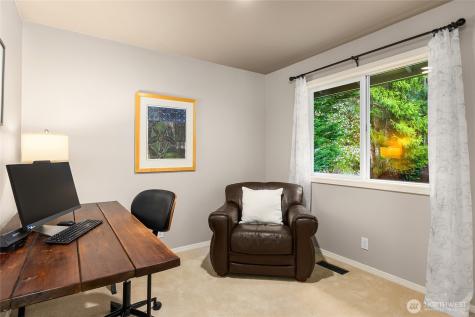 8450 Jennie Avenue NE Bainbridge Island WA 98110