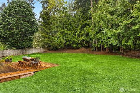 8450 Jennie Avenue NE Bainbridge Island WA 98110