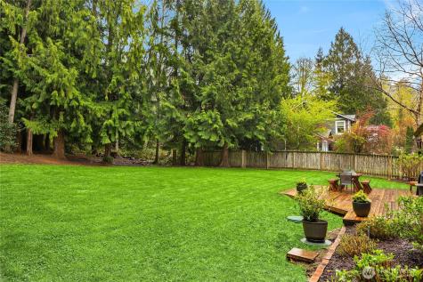 8450 Jennie Avenue NE Bainbridge Island WA 98110