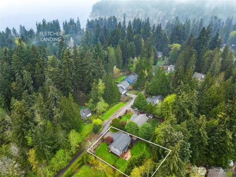 8450 Jennie Avenue NE Bainbridge Island WA 98110