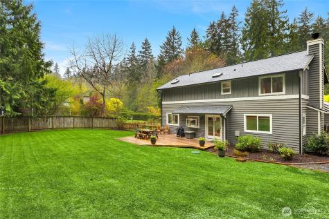 8450 Jennie Avenue NE Bainbridge Island WA 98110