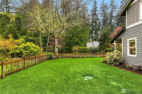 8450 Jennie Avenue NE Bainbridge Island WA 98110