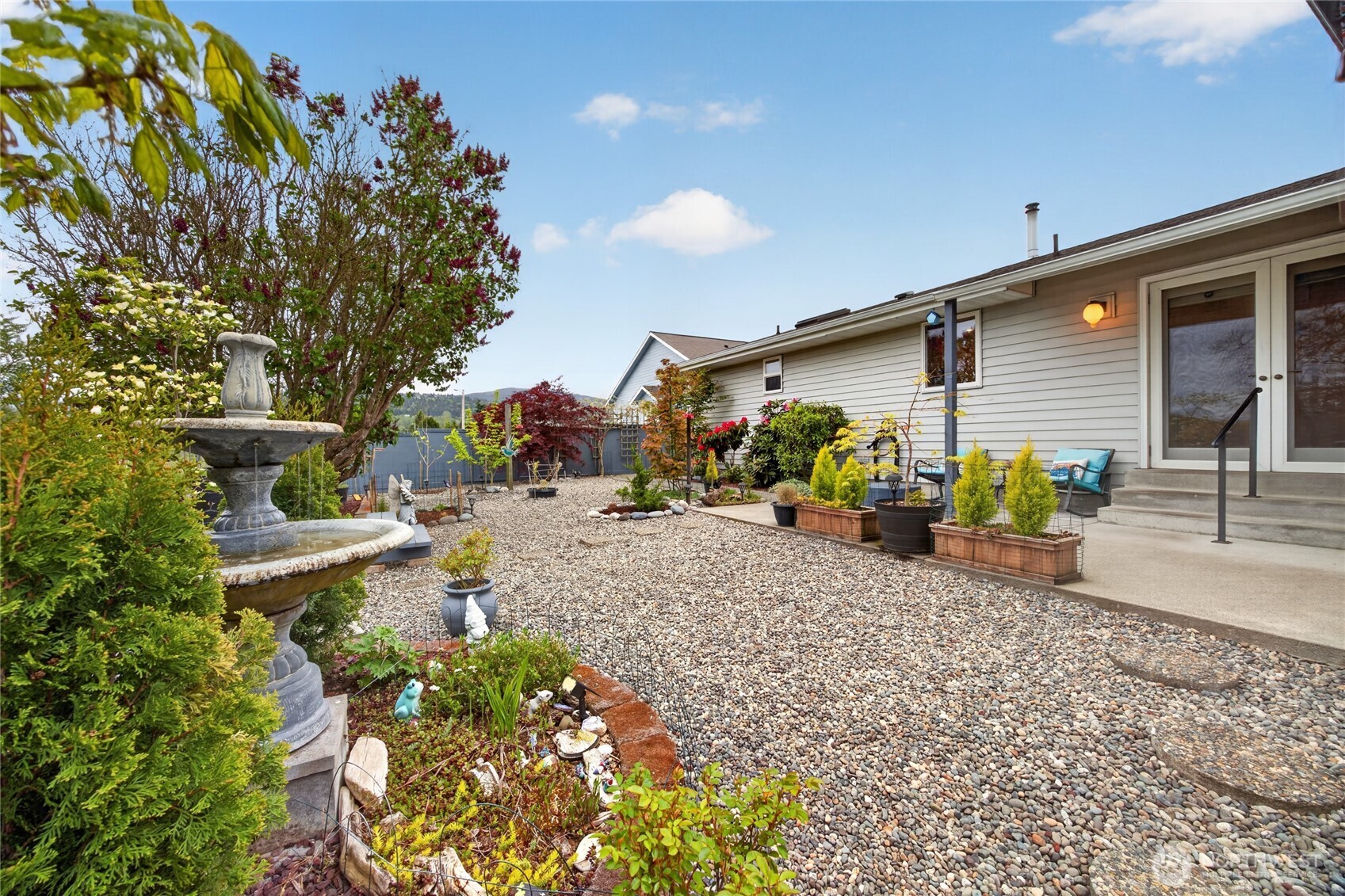 654 E Oak Tree Circle Sequim WA 98382