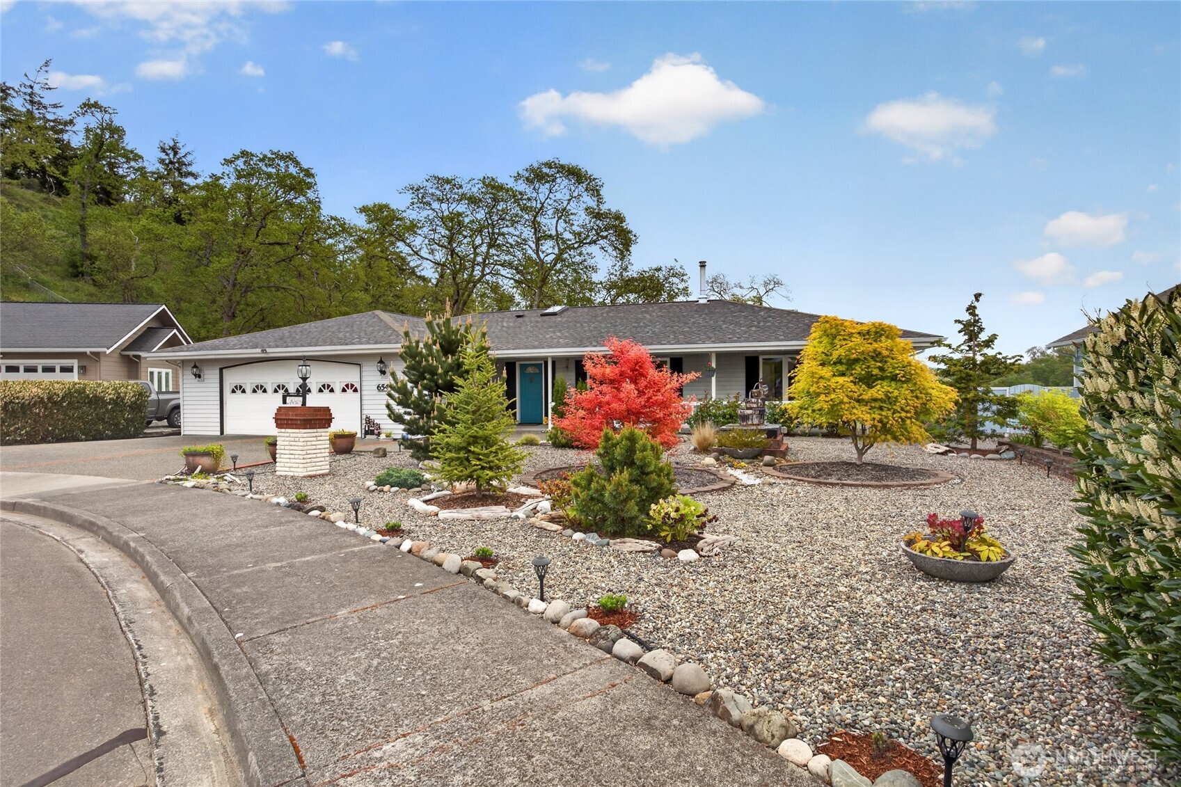654 E Oak Tree Circle Sequim WA 98382