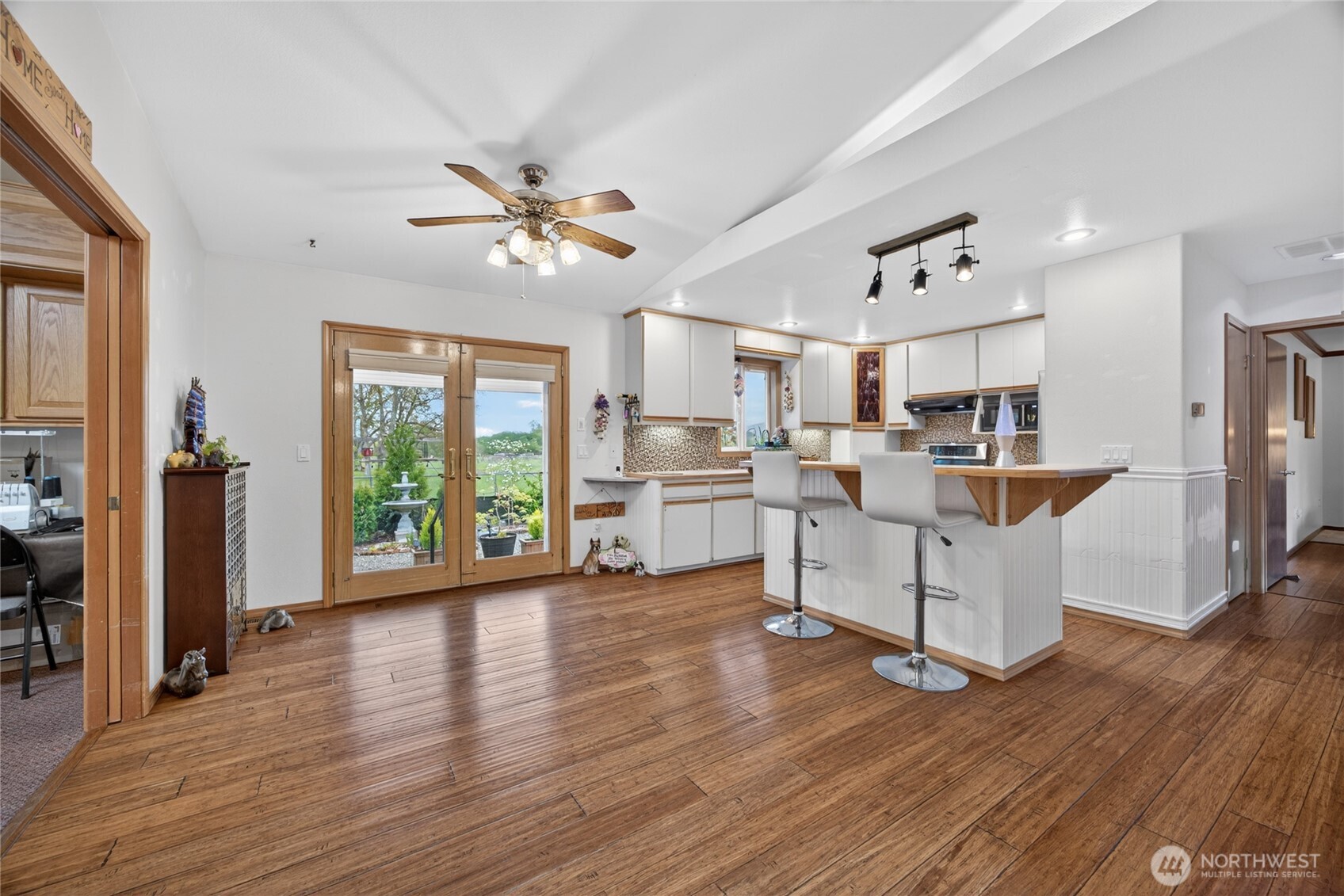 654 E Oak Tree Circle Sequim WA 98382
