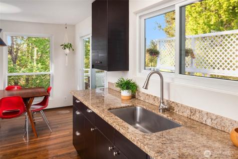 6311 121 Avenue SE Bellevue WA 98006
