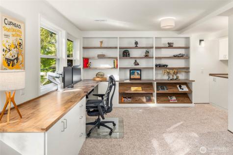 6311 121 Avenue SE Bellevue WA 98006