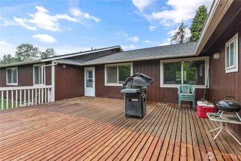 1257 Lattimore Road Ferndale WA 98248