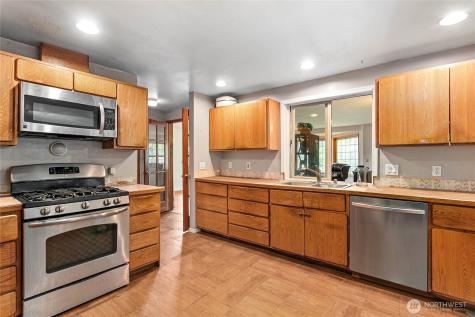 1257 Lattimore Road Ferndale WA 98248