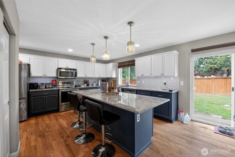 8811 E 188th Street Puyallup WA 98375