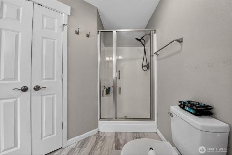 8811 E 188th Street Puyallup WA 98375