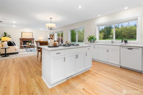 340 222nd Place SE Sammamish WA 98074