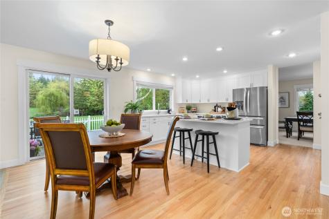 340 222nd Place SE Sammamish WA 98074