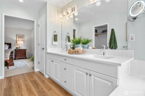 340 222nd Place SE Sammamish WA 98074