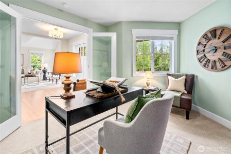 340 222nd Place SE Sammamish WA 98074