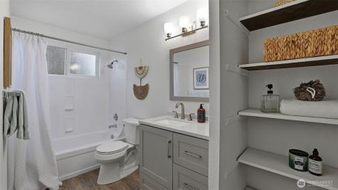 12227 NE 137th Place Kirkland WA 98034