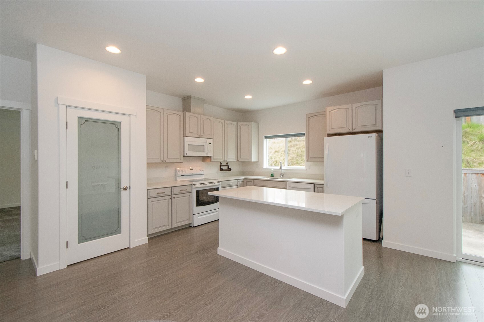 30 Nimbus Lane Sequim WA 98382