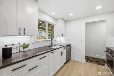16111 NE 100th Street Redmond WA 98052