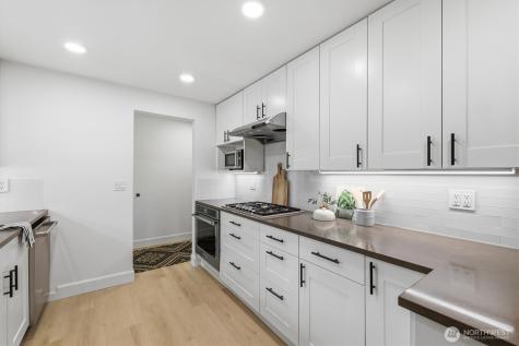 16111 NE 100th Street Redmond WA 98052