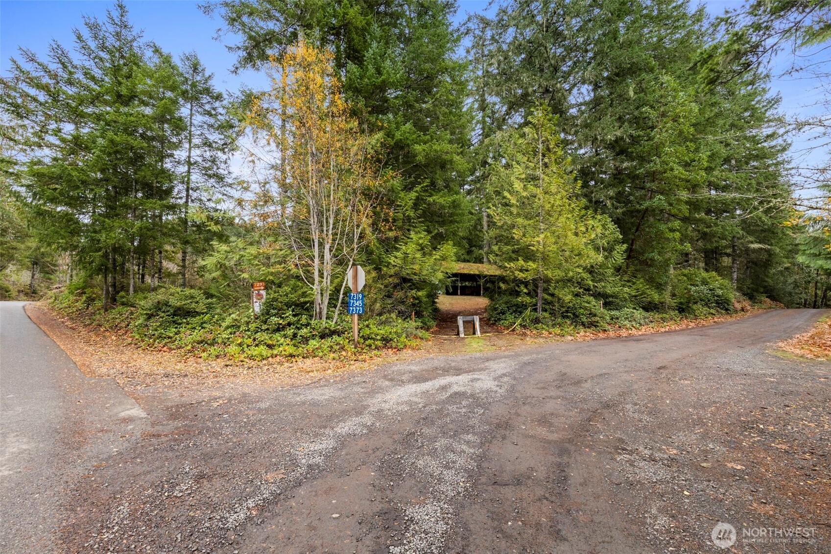 7111 Larson Lane NW Seabeck WA 98380