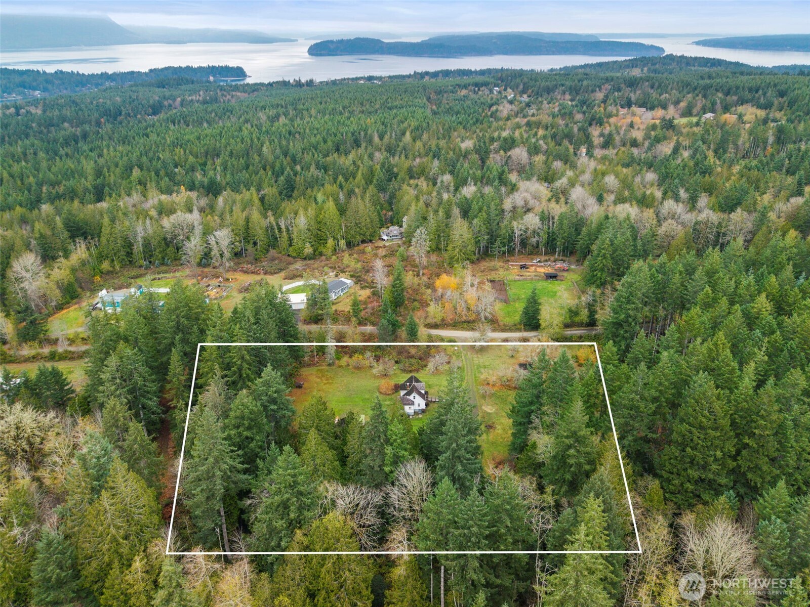 7111 Larson Lane NW Seabeck WA 98380