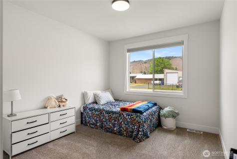 104 Freedom Hills Cashmere WA 98815
