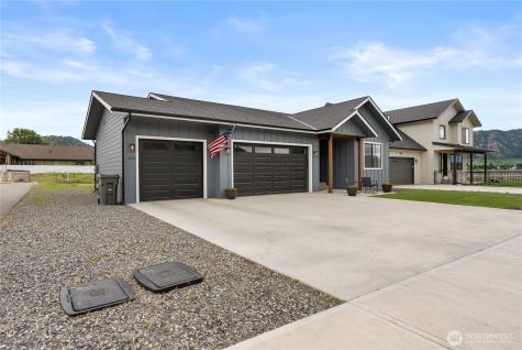 104 Freedom Hills Cashmere WA 98815