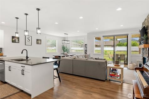 104 Freedom Hills Cashmere WA 98815